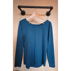 Athleta long sleeve athletic top with‎ twist open back size large